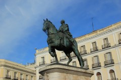 IMG_4374-Madrid-Puerta-del-Sol-Rey-Carlos-III.